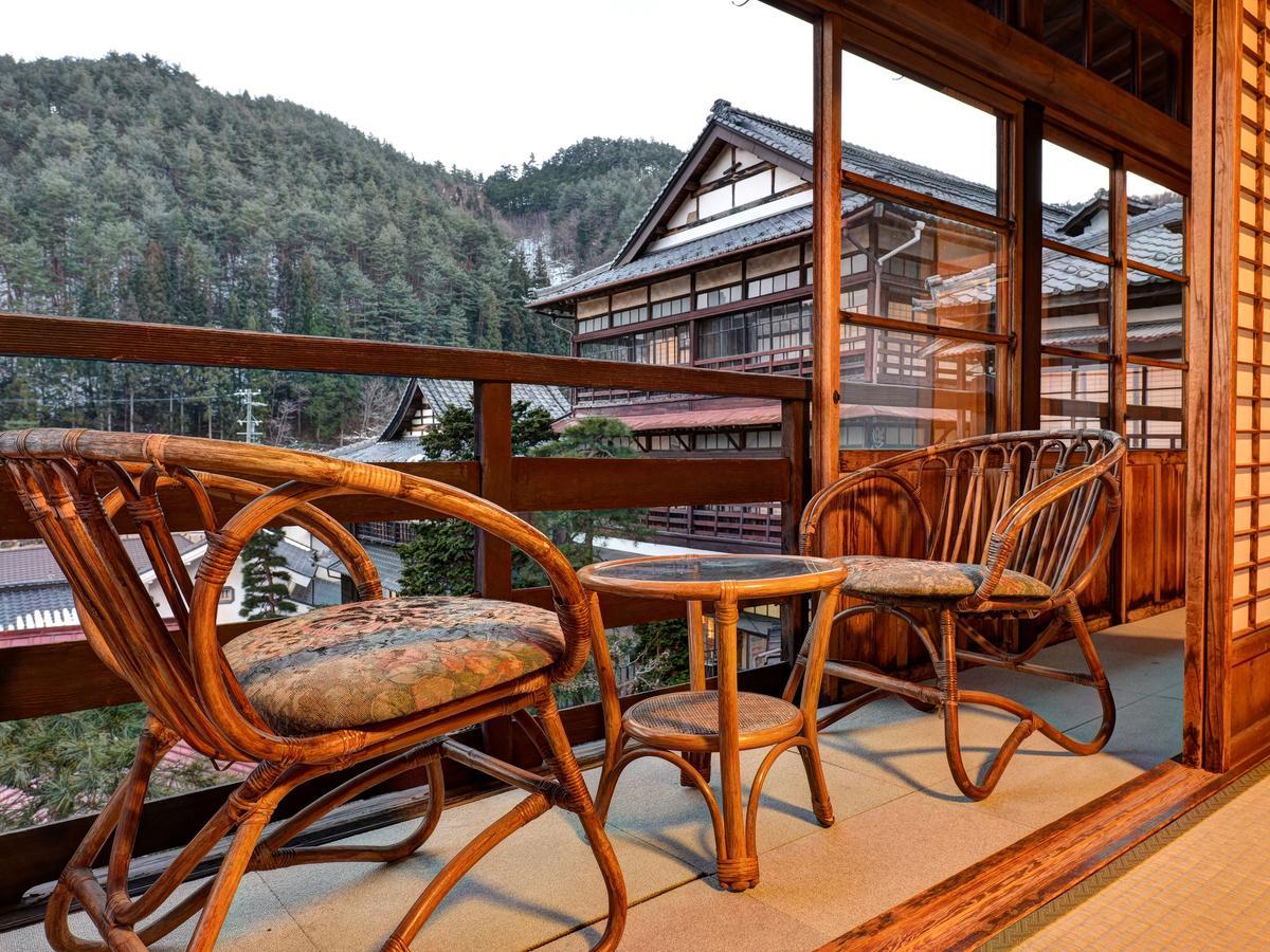Masuya Ryokan Aoki Buitenkant foto